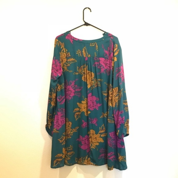 World Market | Floral Tunic Top - Picture 8 of 8